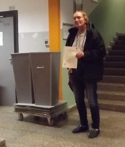 Wahlhelfer